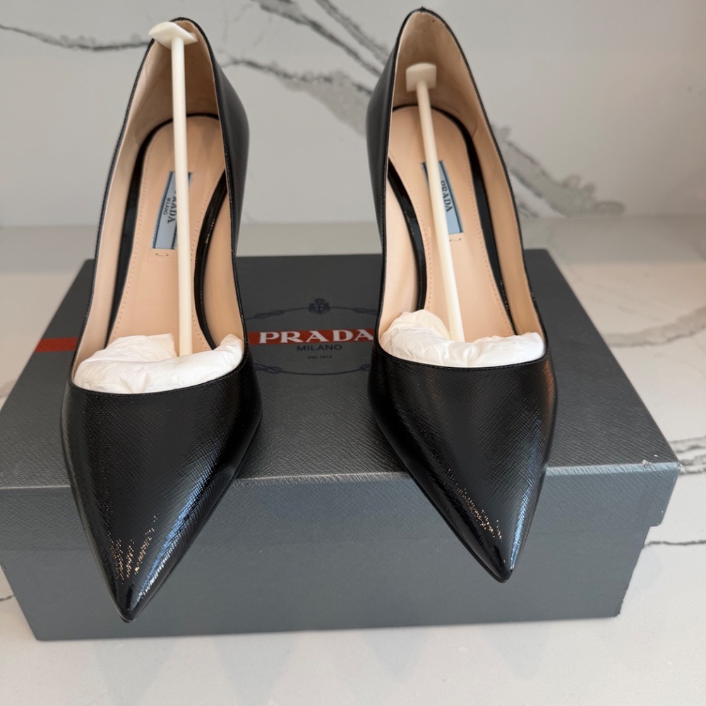 Prada Safiano Leather Pump - Picture 4 of 6